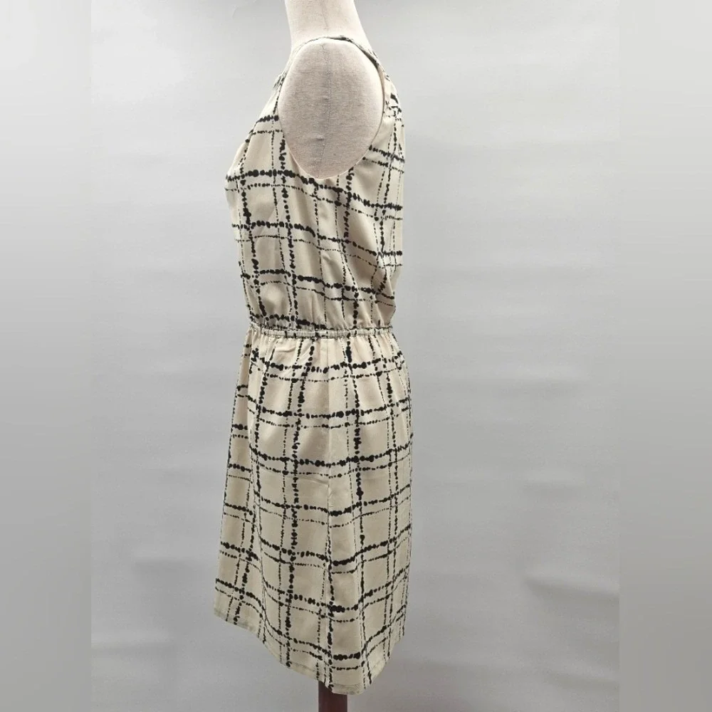 Loft Sleeveless Dress Cream & Black‎ Plaid Print Ruffle Neck Summer Casual